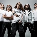 AMORAL posten neuen Song...