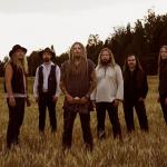 KORPIKLAANI touren mit neuem G...