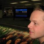 Jacob (Hatesphere) Picking up luggage